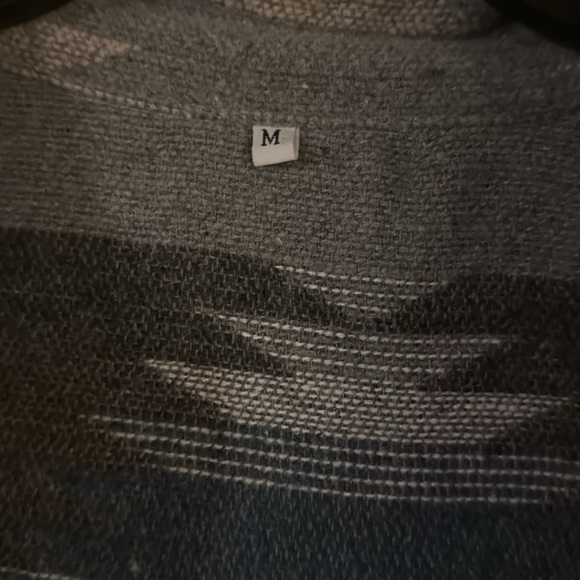 Women’s Aztec Shacket.  Size M - Picture 2 of 6